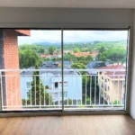 Ventanas que decoran: cómo integrar el color y el diseño en la estética de tu hogar 20 Ventanas que decoran: cómo integrar el color y el diseño en la estética de tu hogar